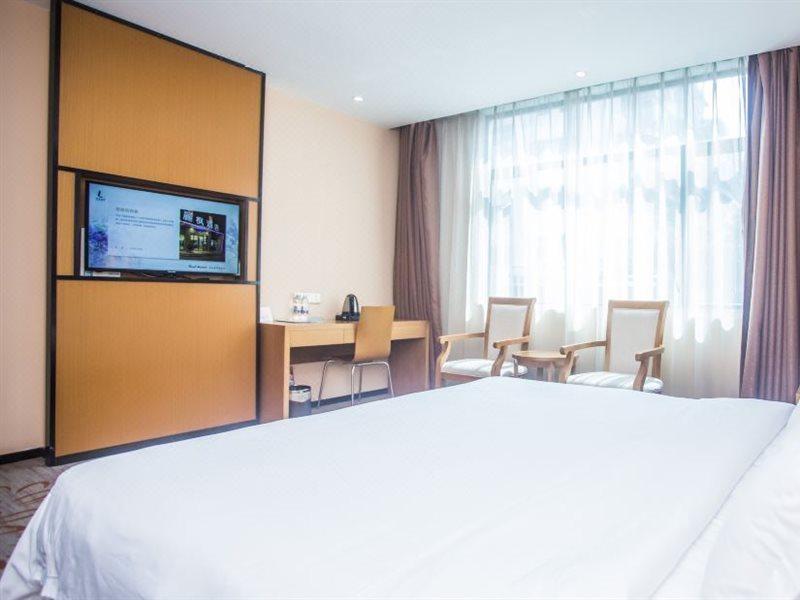 Lavande Hotel Tianhe Gangding Subway Station Branch Guangzhou Exterior foto